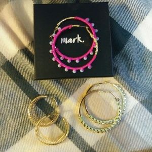 Set of 3 Pairs of Gold Hoop Earrings - NEW